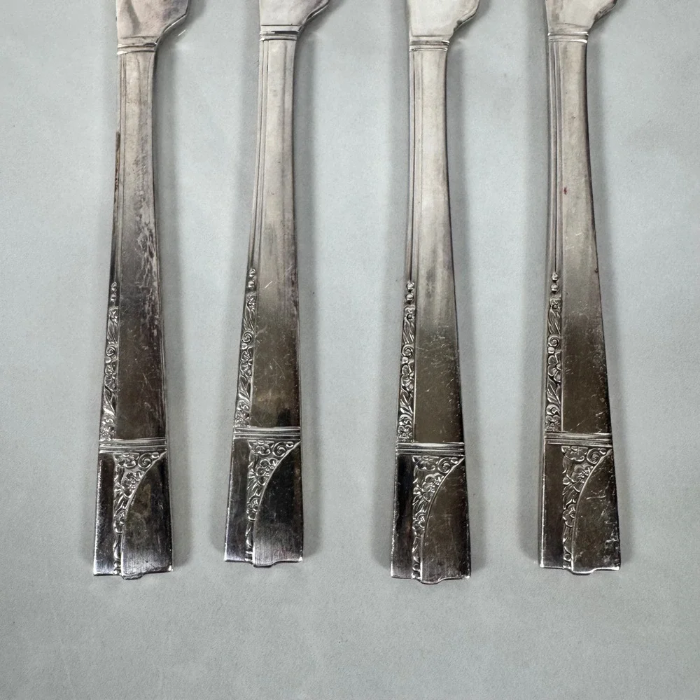 Set of 4 Oneida Nobility Plate Silver Plated Butter Spreader Knife Caprice Lot 2